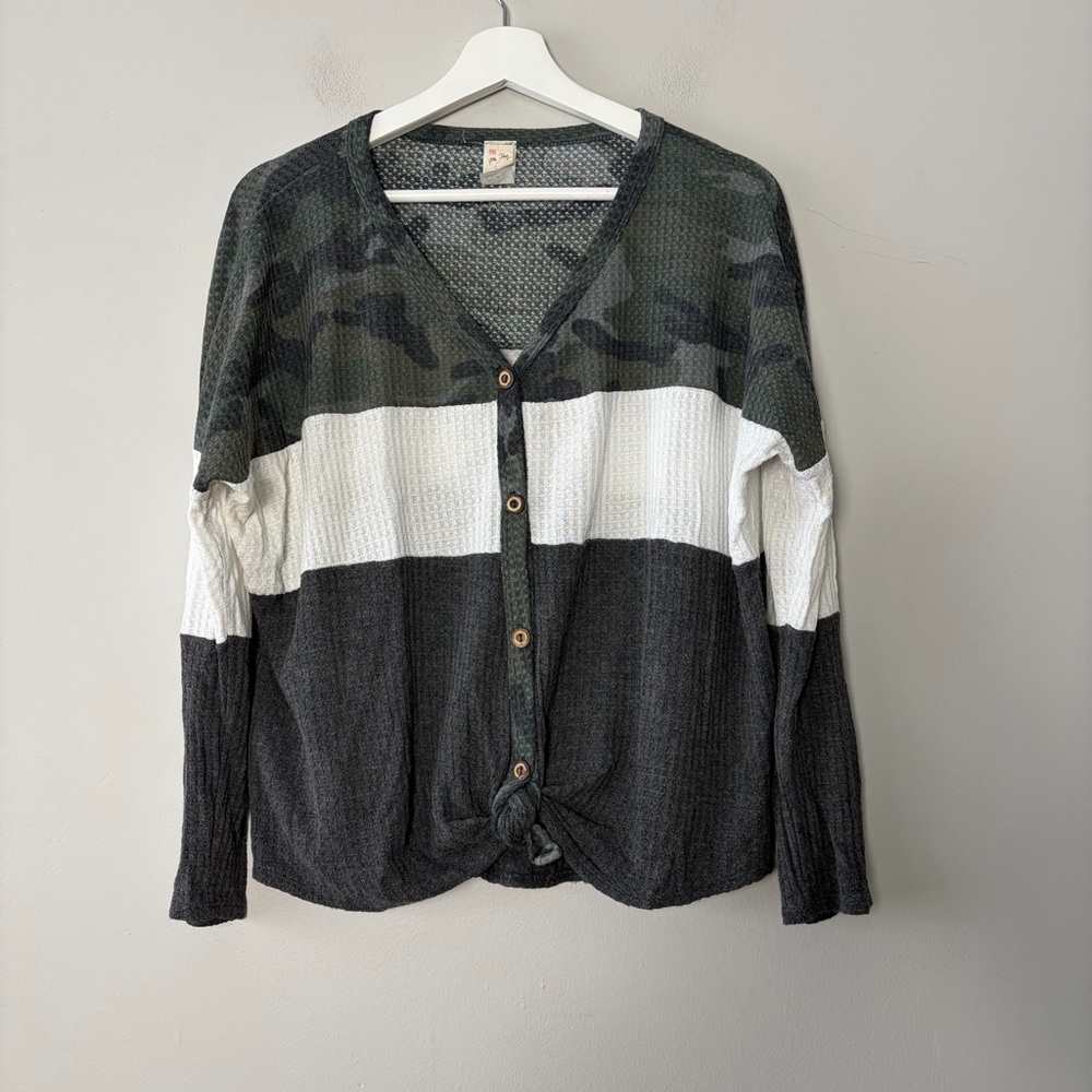 7th Ray Waffle Knit Long Sleeve Camo Oversized Top Small